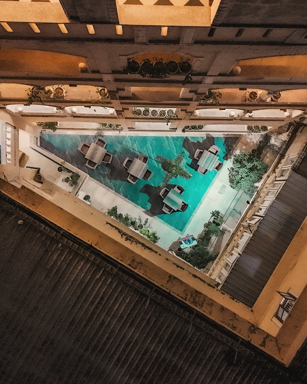 The inner courtyard of Shree Ganesha Palace from above, after dark