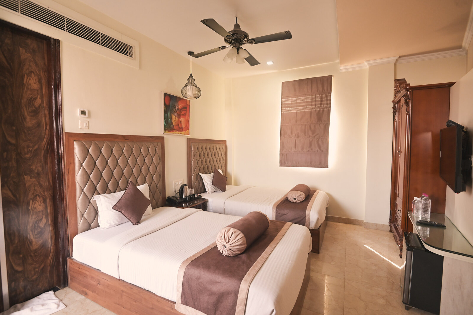 Premium Twin Room at Shree Ganesha Palace