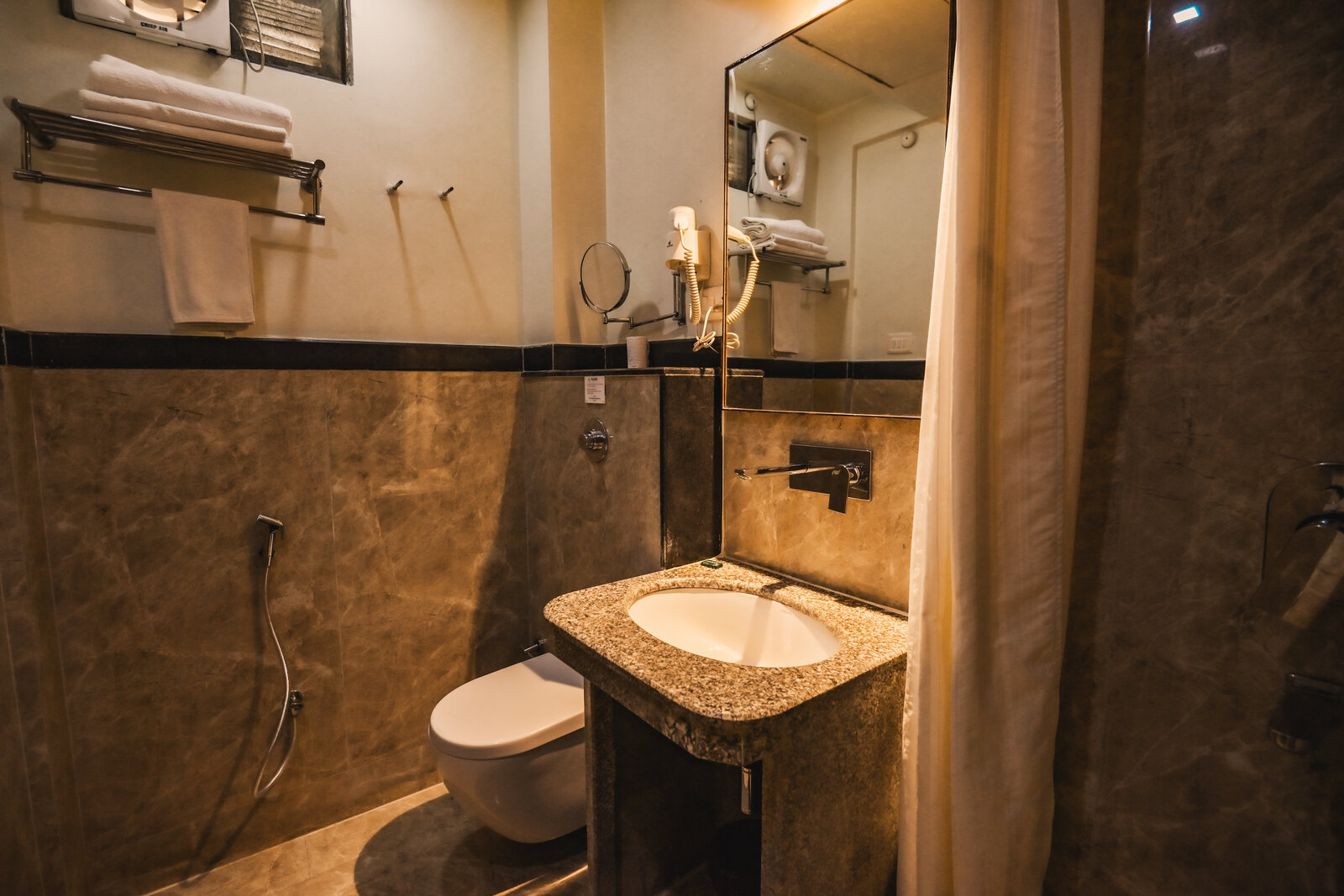 Premium Twin Room at Shree Ganesha Palace